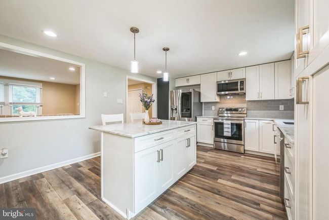 8 Cedar Ln, House other with 3 bedrooms, 2 bathrooms and null parking in DOYLESTOWN PA | Image 6