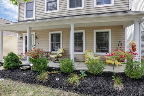 4275 White Spruce Ln, Grove City, OH, 43123-1493 | Card Image