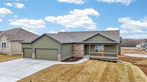 1313 N Holland Dr, Independence, MO, 64056-3116 | Card Image