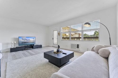 275-275 Mansfield G, Boca Raton, FL, 33434-2421 | Card Image