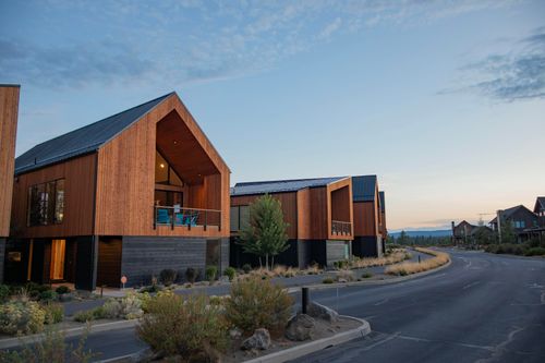 61266 Meeks Trl, Bend, OR, 97702-3952 | Card Image