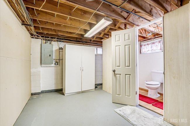 149 Vineyard Rd, House other with 3 bedrooms, 2 bathrooms and null parking in Edison NJ | Image 32