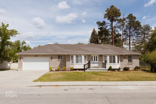 1901 E Frontier Rd, Holladay, UT, 84121-1323 | Card Image