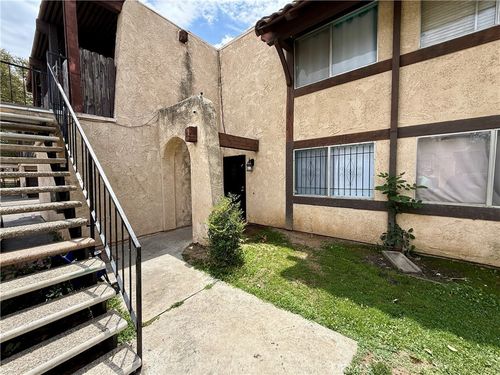 c-12195 Carnation Ln, Moreno Valley, CA, 92557 | Card Image