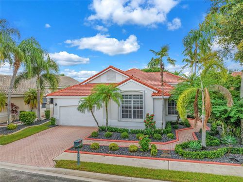 1545 Lacosta Dr W, Pembroke Pines, FL, 33027-2309 | Card Image