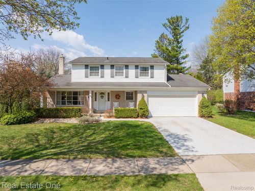 5345 Patterson Dr, Troy, MI, 48085-4007 | Card Image