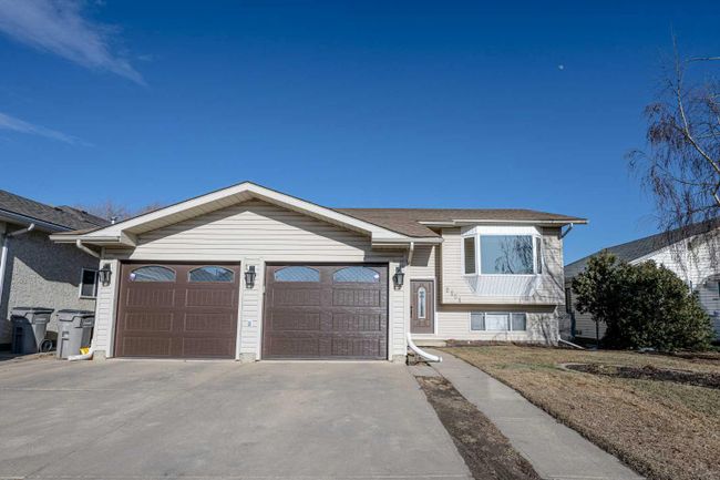 8101 106 Street, Home with 4 bedrooms, 3 bathrooms and 4 parking in Grande Prairie AB | Image 1