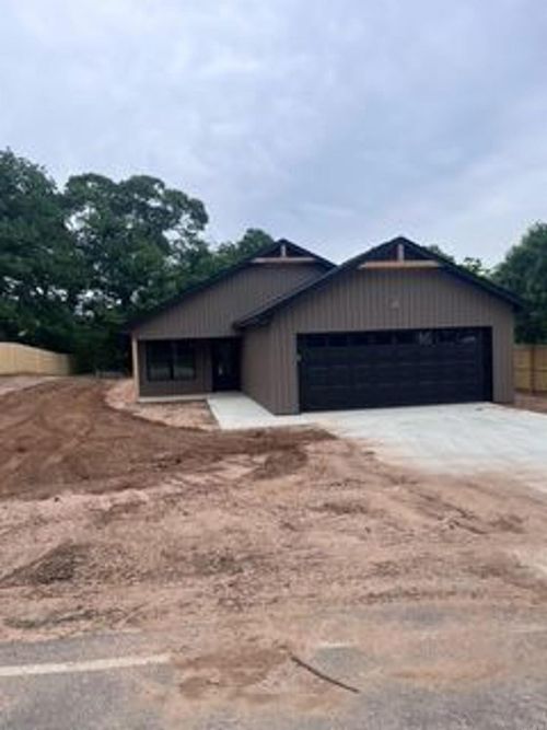 430 Main Street, Bauxite, AR, 72011 | Card Image