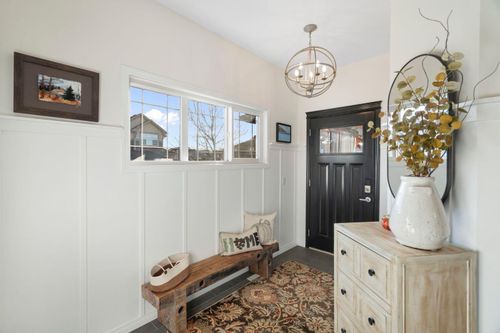 92 Thoroughbred Blvd, Cochrane, AB, T4C0X2 | Card Image