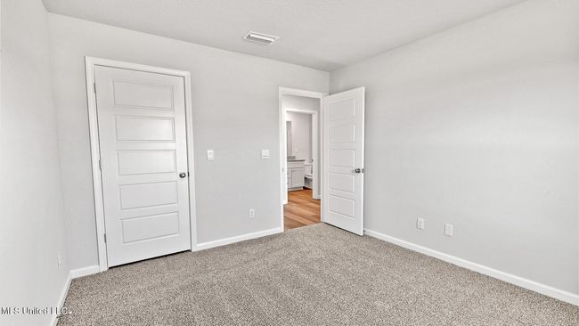 Guest Bedroom | Image 25