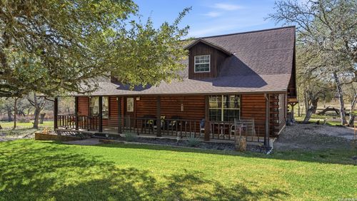 828 Shady Grove Ln, Adkins, TX, 78101-2707 | Card Image