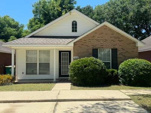 1610 Chadwick Ln, Niceville, FL, 32578-8789 | Card Image