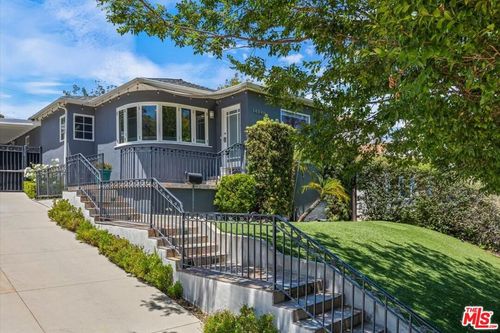 14041 Roblar Rd, Sherman Oaks, CA, 91423-4615 | Card Image