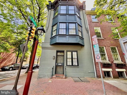 300 Lombard St, PHILADELPHIA, PA, 19147-1502 | Card Image
