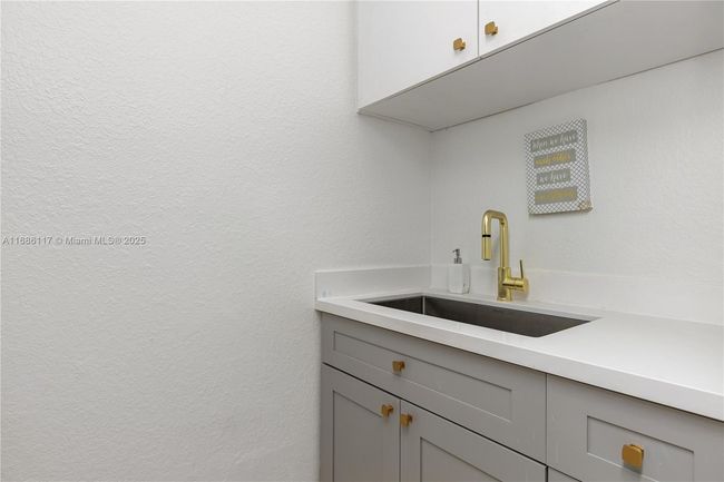 15500 Sw 34 Th Ct, House other with 5 bedrooms, 4 bathrooms and null parking in Davie FL | Image 35