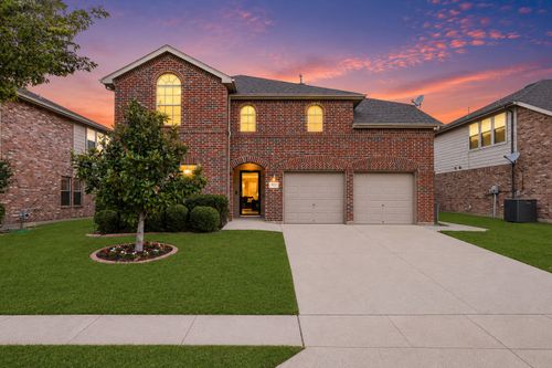 9121 Liberty Crossing Dr, Fort Worth, TX, 76131-3107 | Card Image