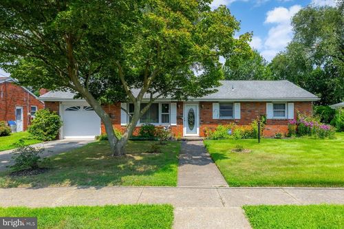 106 Carson Ave, Gibbstown, NJ, 08027-1434 | Card Image