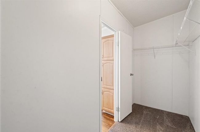 Primary walk-in closet | Image 31