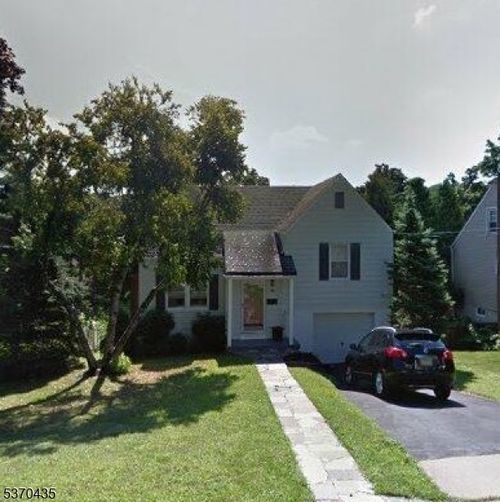 49 Devonshire Rd, Cedar Grove, NJ, 07009-2021 | Card Image
