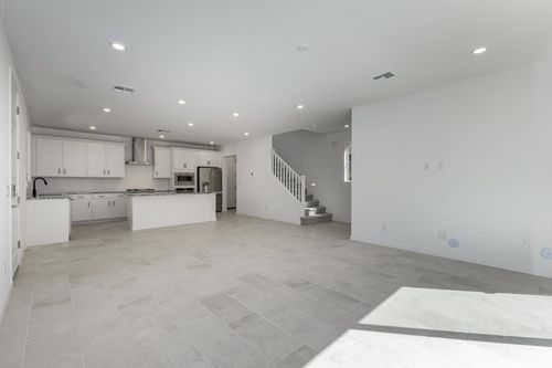 2436 W Maximo Way, Phoenix, AZ, 85085-8980 | Card Image