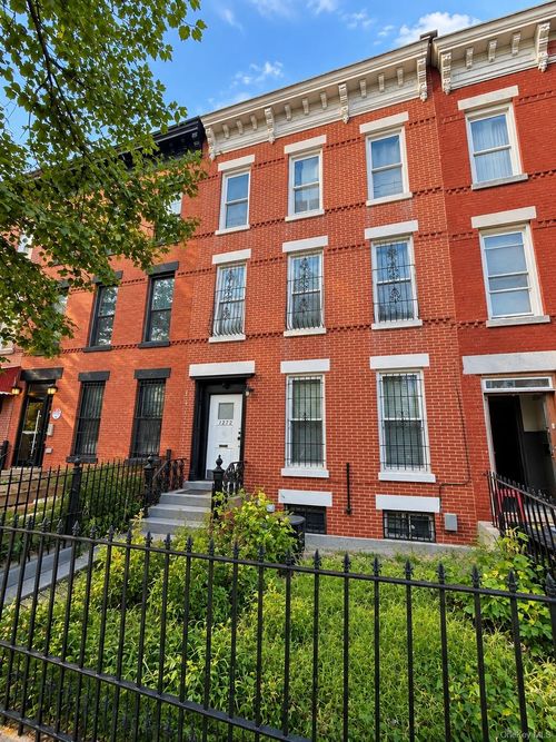 1279 Herkimer St, Brooklyn, NY, 11233-3221 | Card Image