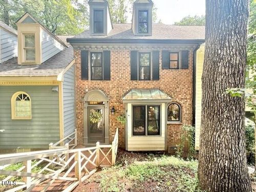 6844 Gloucester Rd, Raleigh, NC, 27612-2474 | Card Image