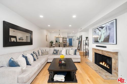 b213-4338 Redwood Ave, Marina del Rey, CA, 90292 | Card Image