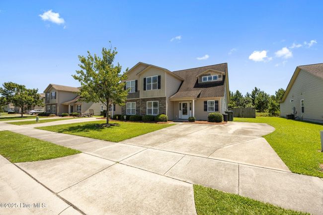 B - 2217 Sweet Bay Dr, House other with 3 bedrooms, 3 bathrooms and null parking in Greenville NC | Image 13
