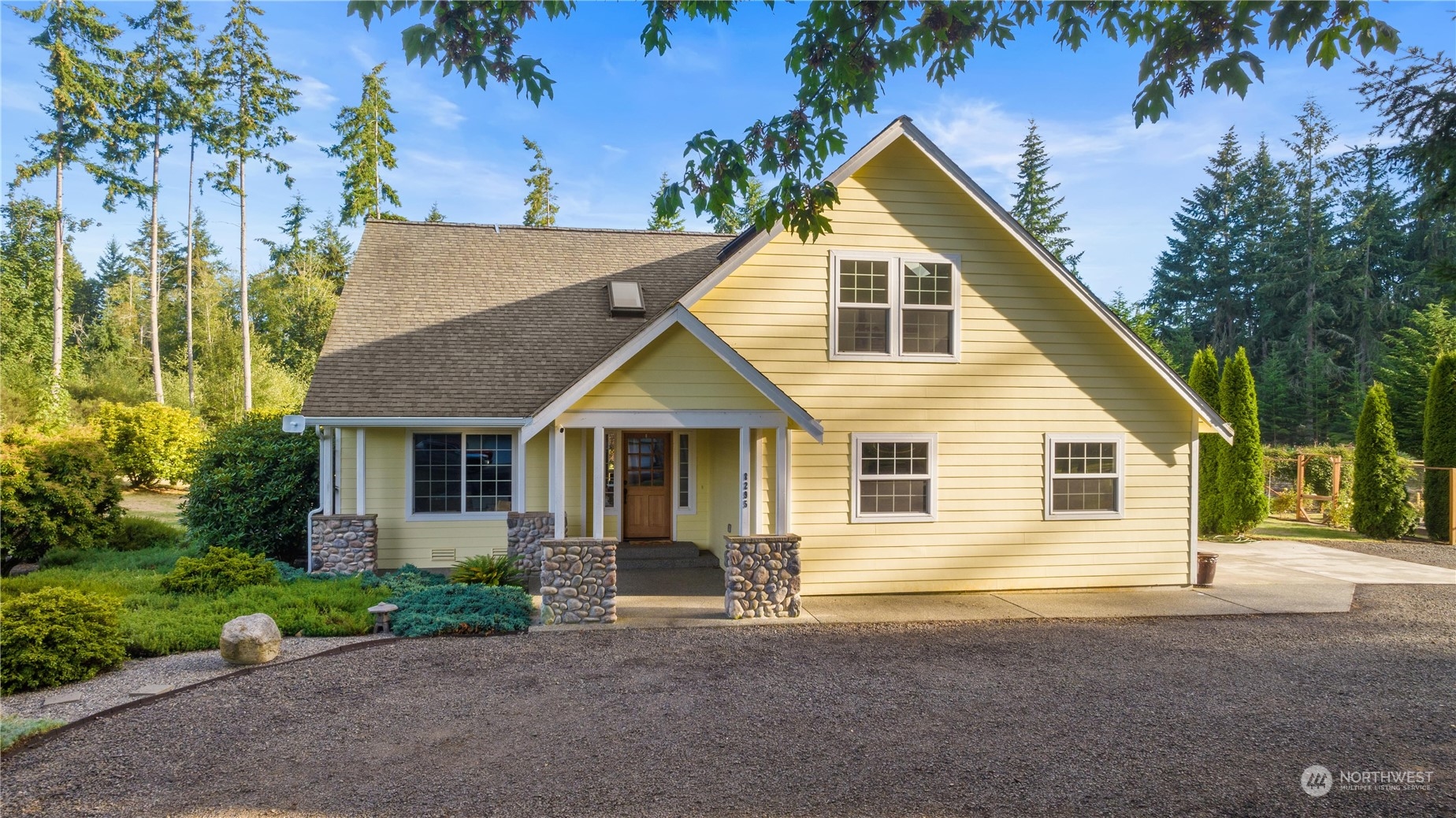 360th St, Hansville, WA 98340