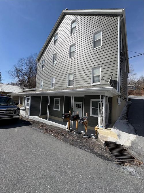 1-2269 Pennsylvania Avenue, Bangor Boro, PA, 18013 | Card Image