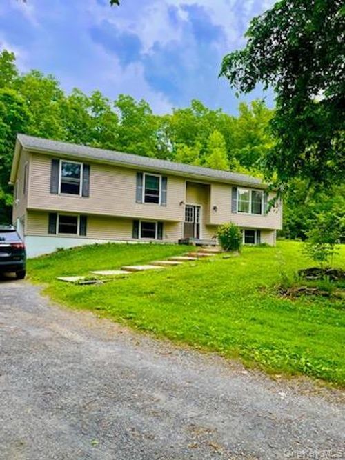 496 Minisink Tpke, Port Jervis, NY, 12771-3348 | Card Image