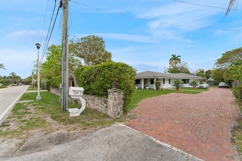 11610 Ne 6th Ave, Biscayne Park, FL, 33161-6218 | Card Image