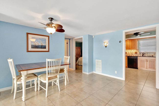 APT-503 - 301 Lake Shore Dr, Condo with 2 bedrooms, 2 bathrooms and null parking in Lake Park FL | Image 8