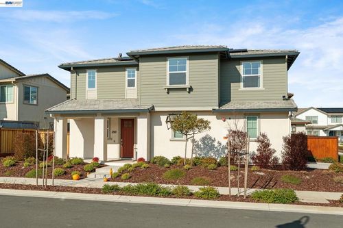 2517 2517 Cyan Dr, Fairfield, CA, 94533 | Card Image