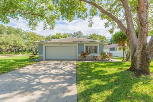 13016 Club Dr, HUDSON, FL, 34667-2181 | Card Image