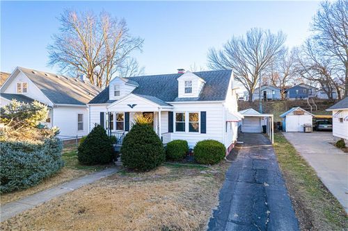 3214 Penn St, Saint Joseph, MO, 64507-2016 | Card Image