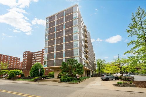 apt-26-552 N Neville St, Pittsburgh, PA, 15213-2826 | Card Image