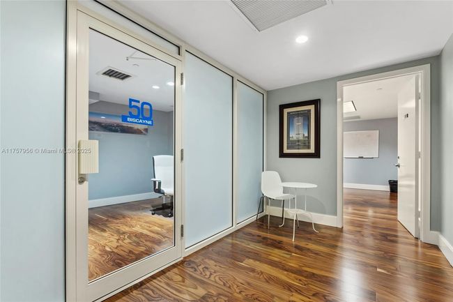 APT-4808 - 50 Biscayne Blvd, Condo with 2 bedrooms, 2 bathrooms and null parking in Miami FL | Image 53