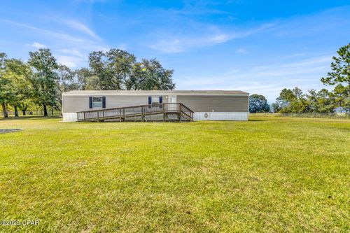 2764 Carter Cir, Chipley, FL, 32428-3411 | Card Image