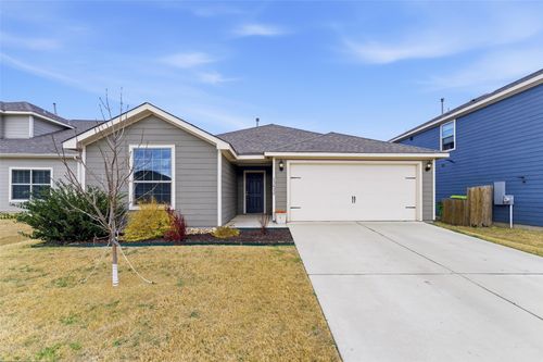 13622 Logan Pass Dr, Ponder, TX, 76259-1032 | Card Image