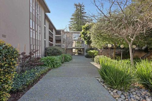 107-323 Monte Vista Ave, Oakland, CA, 94611-4961 | Card Image