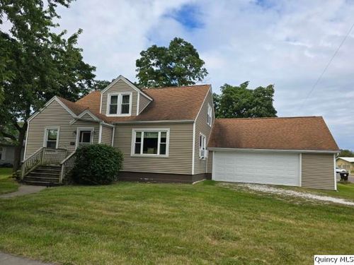 417 N Washington St, Carthage, IL, 62321-1139 | Card Image