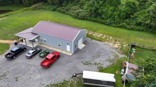 705 Vines St Se, Arab, AL, 35016-1530 | Card Image