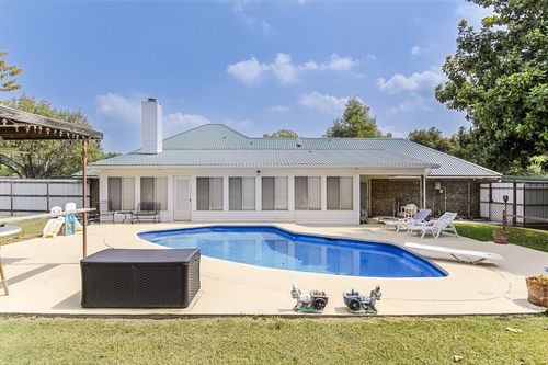 111 Kirk Rd, Midlothian, TX, 76065-5161 | Card Image