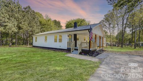 410 Patricia Ave, Harrisburg, NC, 28075-8449 | Card Image