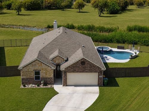 7924 Wilson Cliff Ct, White Settlement, TX, 76108-1830 | Card Image