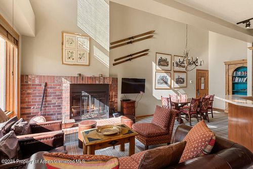 41-476 Wood Rd, Snowmass Village, CO, 81615-6379 | Card Image