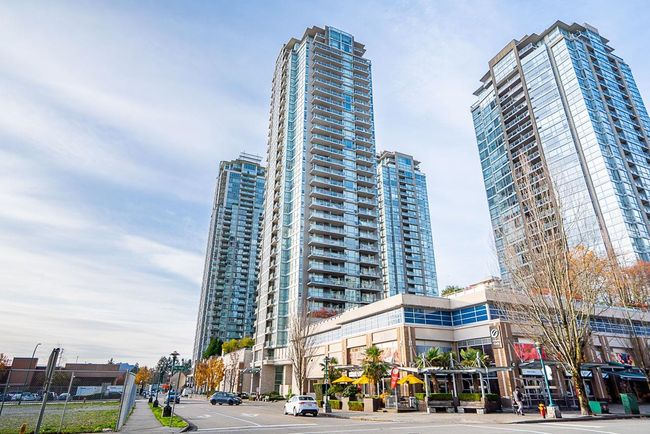 3506 - 2975 Atlantic Avenue, Condo with 1 bedrooms, 1 bathrooms and 1 parking in Coquitlam BC | Image 2