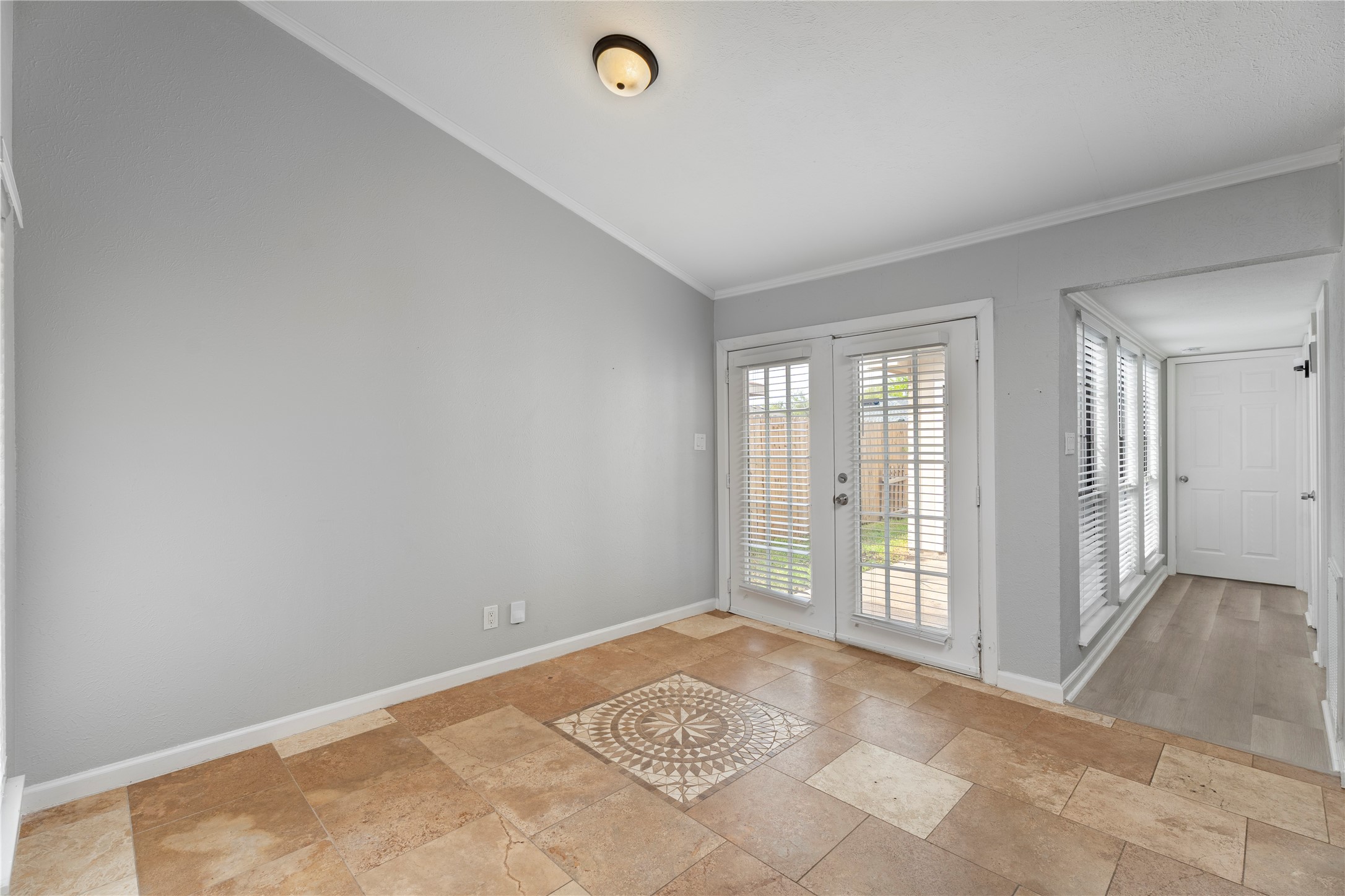 Residential Lease in The Colony 5