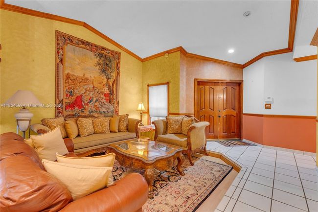 12350 Nw 7 Th Trl, House other with 3 bedrooms, 2 bathrooms and null parking in Miami FL | Image 31